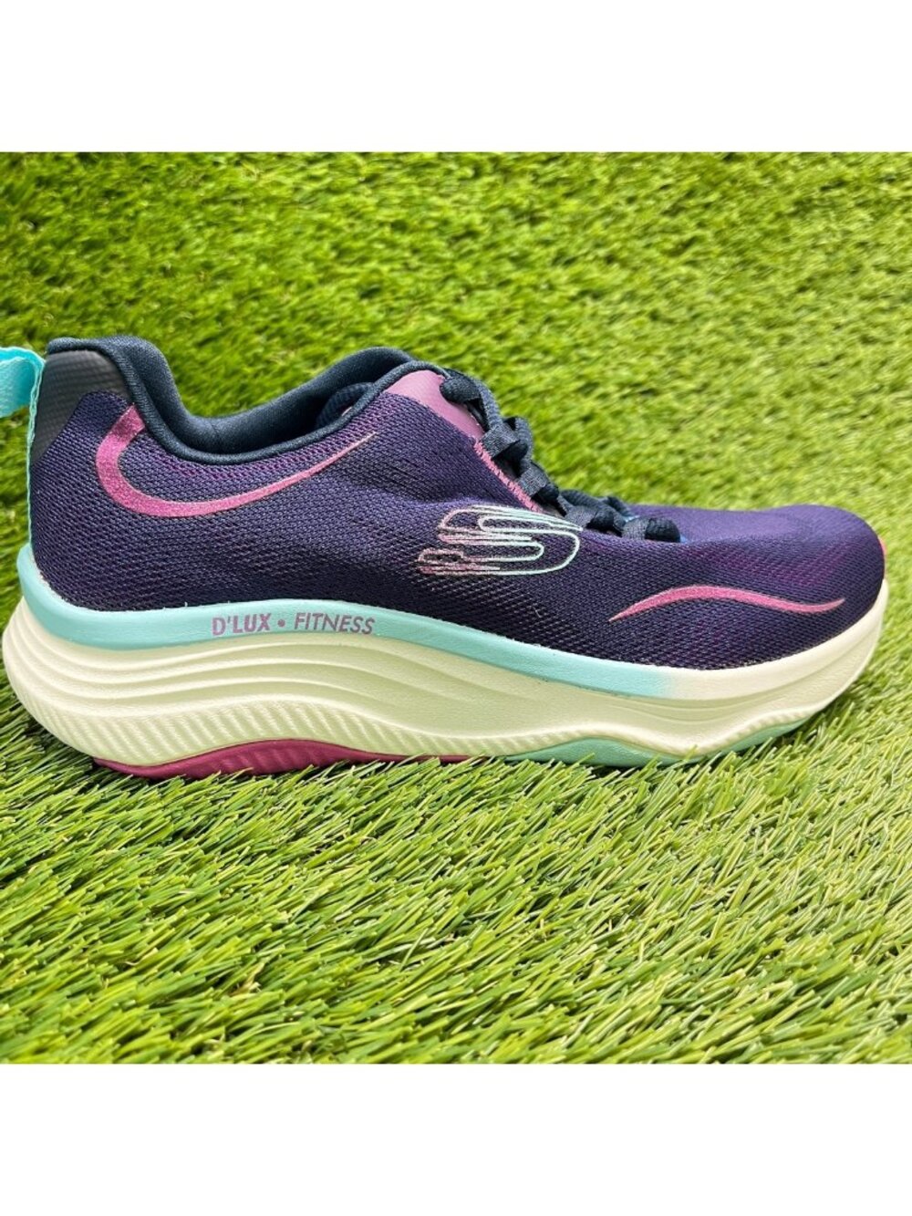 Skechers D'Lux Fitness Womens Size 6 Purple Blue Athletic Running Shoes Sneakers